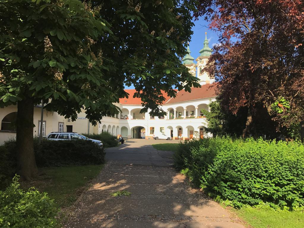 Melody Apartman Eger Exterior foto
